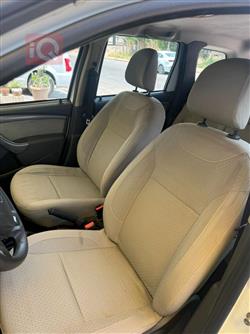 رینۆ داستەر